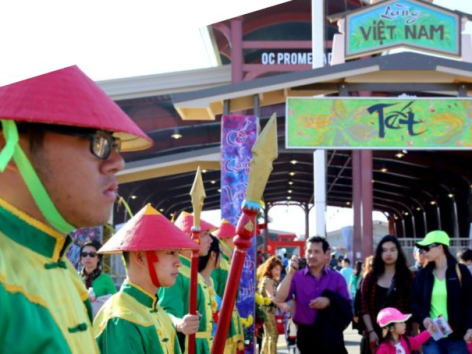 CALIFORNIA RECEIVES Tet as a Holiday