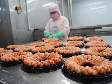 People in the US and EU tighten their wallets, Vietnam